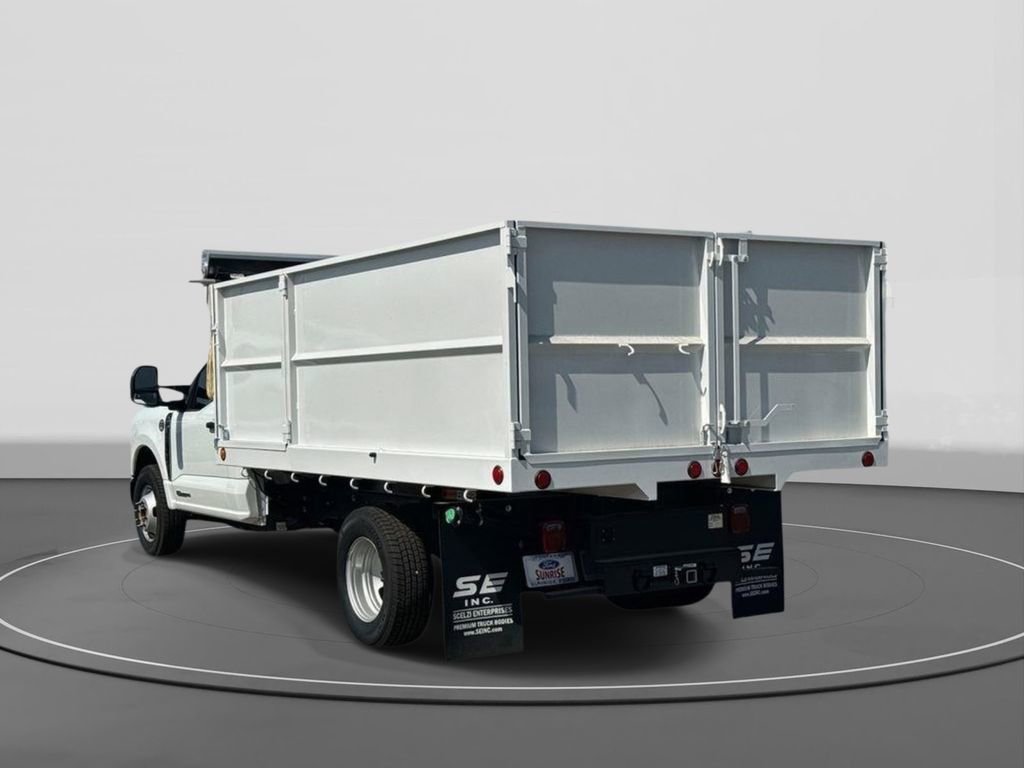 New 2025 Ford F350 XL w/ XL Chrome Package RWD image 2
