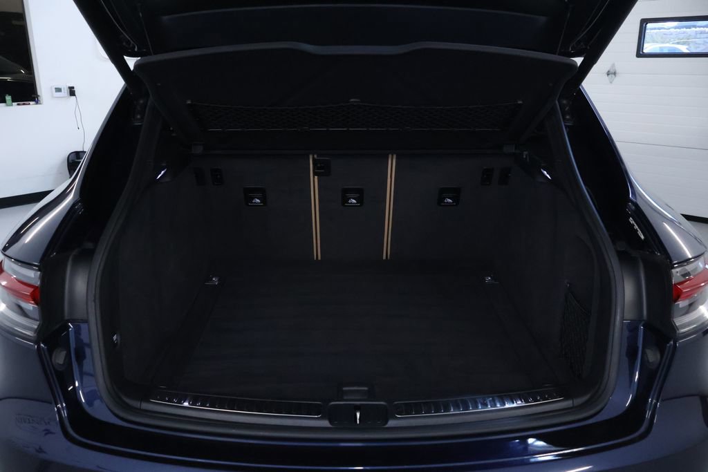 Used 2019 Porsche Macan image 16