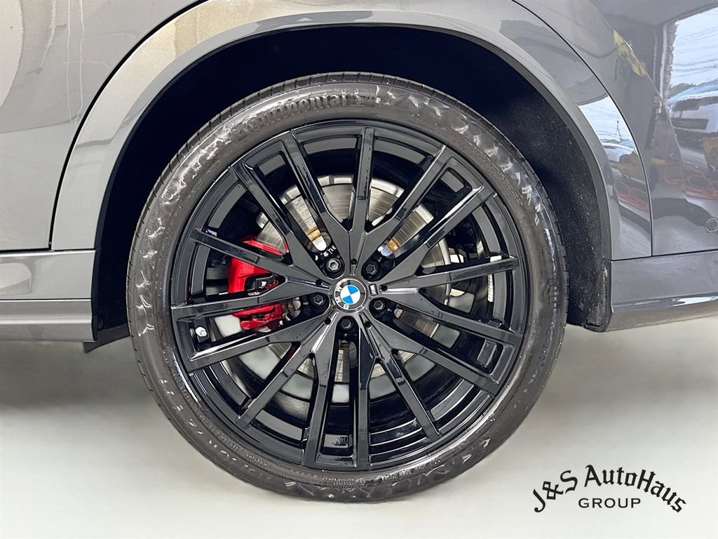 Used 2023 BMW X6 M50i w/ Executive Package AWD/4WD image 40