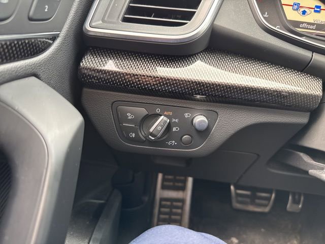 Used 2018 Audi SQ5 Prestige w/ Prestige Package image 15