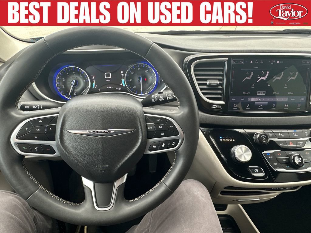 Used 2024 Chrysler Pacifica Touring-L FWD image 26