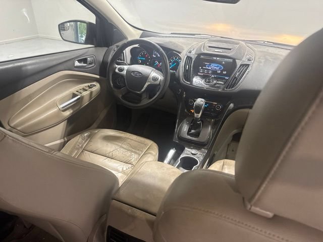 Used 2015 Ford Escape Titanium FWD image 22