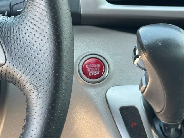 Used 2016 Honda Odyssey Touring Elite image 29