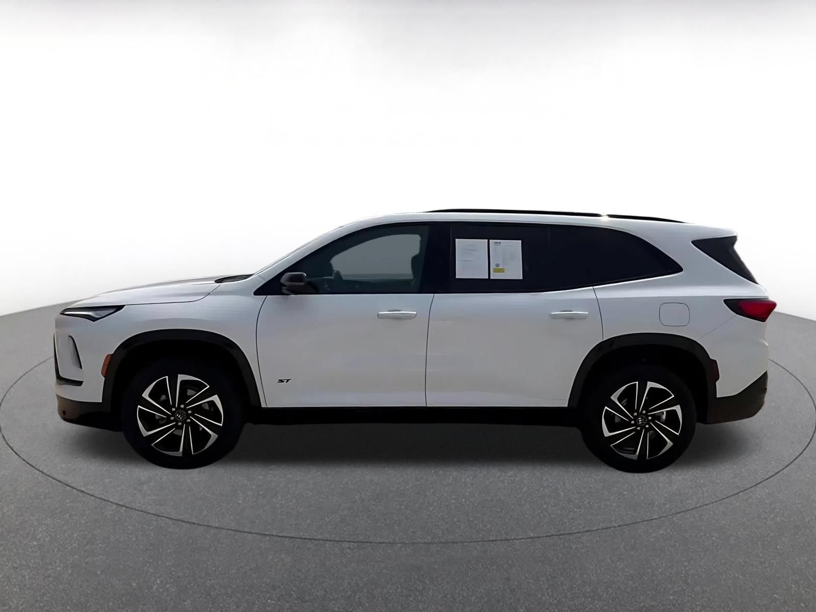 Used 2026 Buick Enclave Sport Touring AWD/4WD image 9
