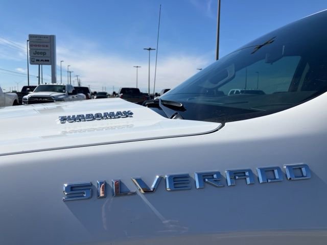 Used 2025 Chevrolet Silverado 1500 Custom image 36