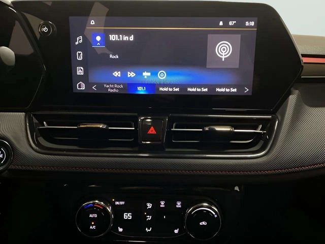 Used 2025 Chevrolet TrailBlazer RS w/ Convenience Package image 37