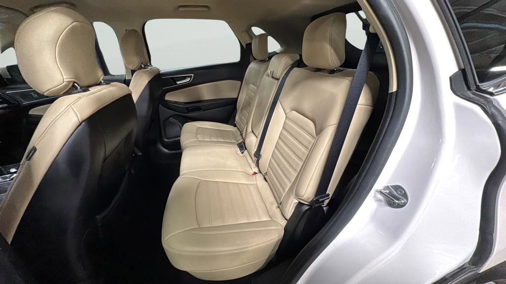 Used 2019 Ford Edge SEL w/ Equipment Group 201A image 25