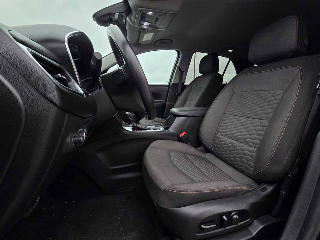 Used 2020 Chevrolet Equinox LT image 23