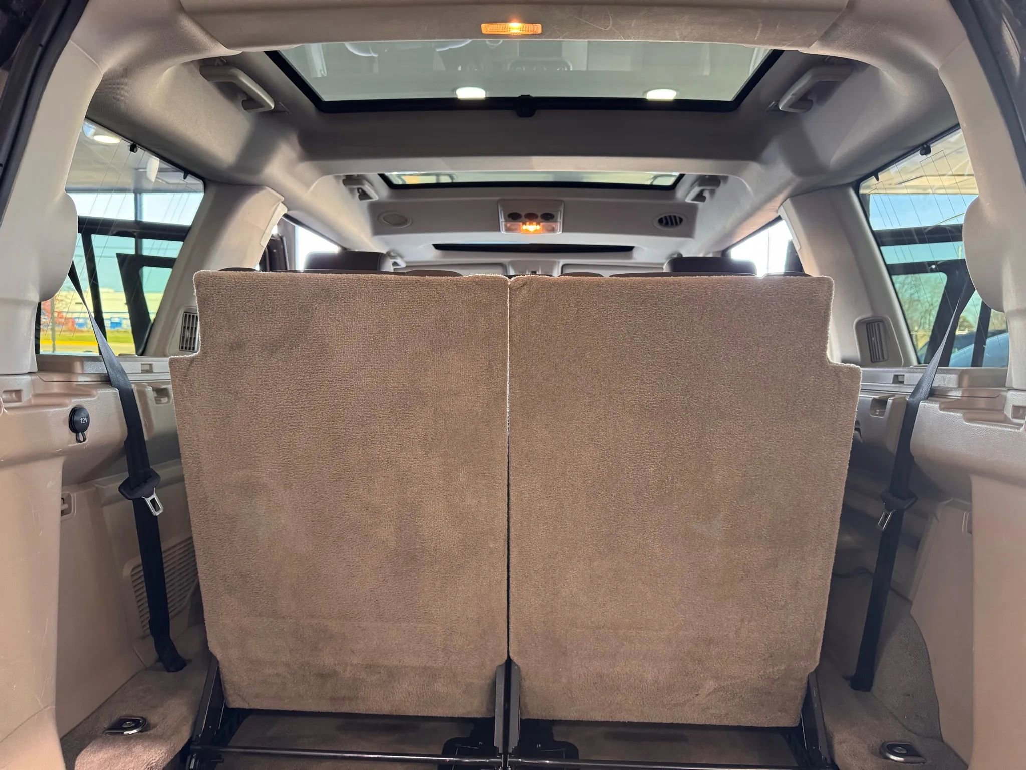 Used 2016 Land Rover LR4 HSE LUX image 26