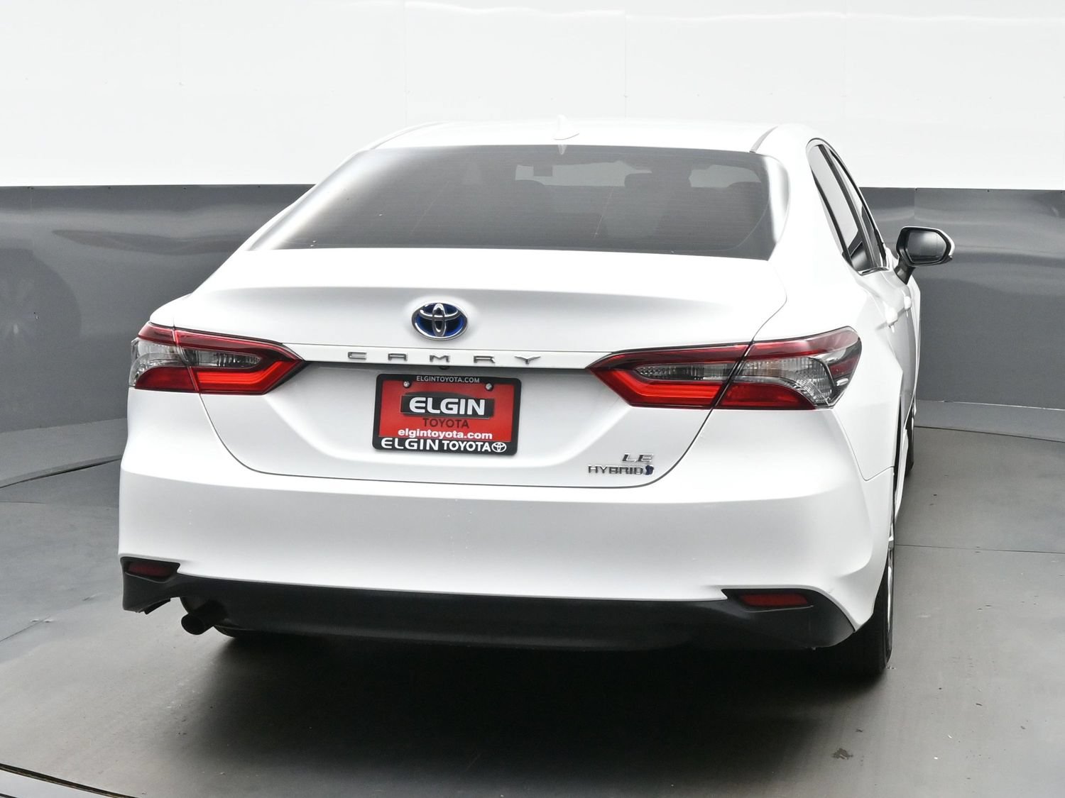 Used 2023 Toyota Camry LE FWD image 5