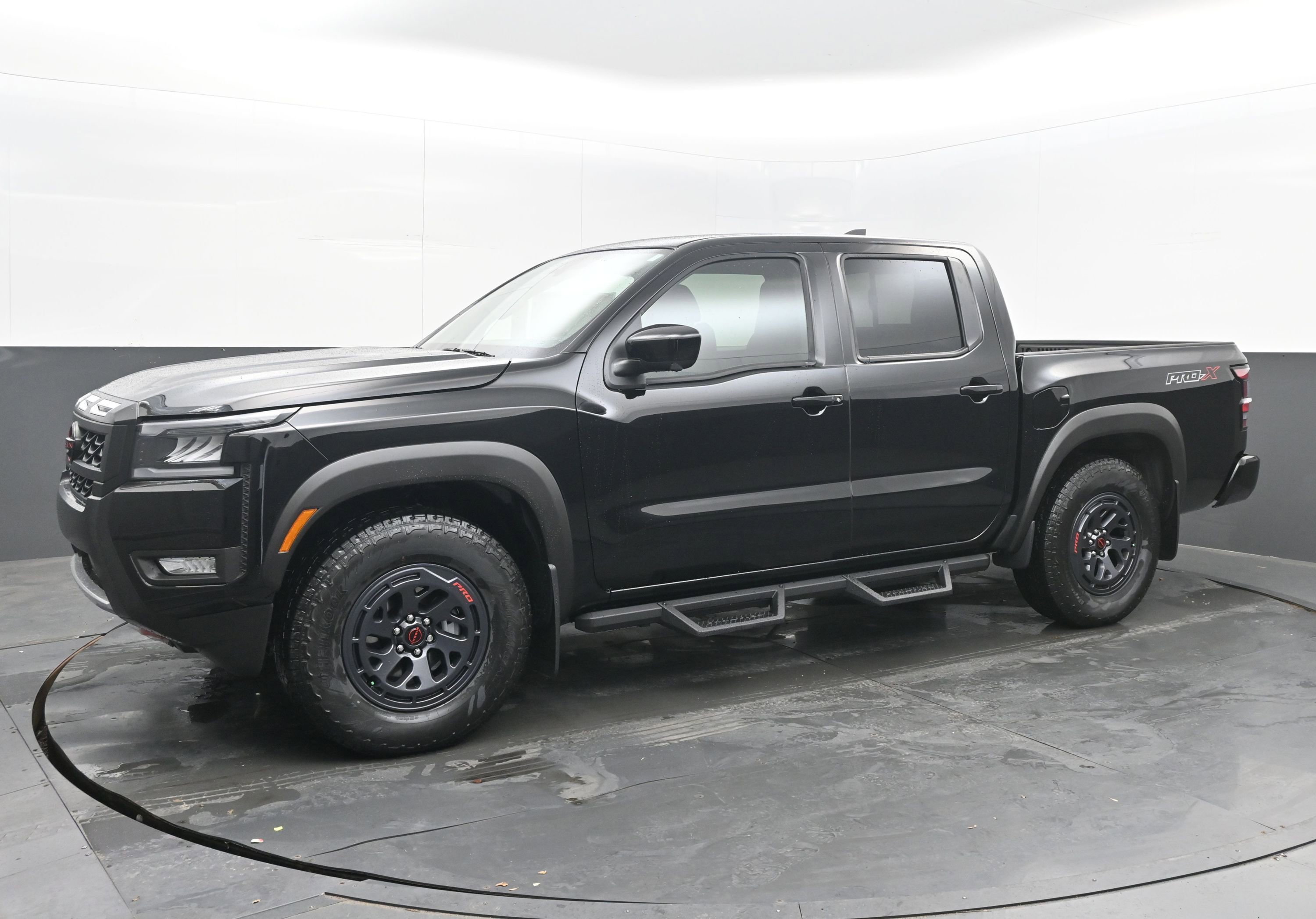 New 2026 Nissan Frontier Pro-X w/ Pro-X Convenience Package image 4