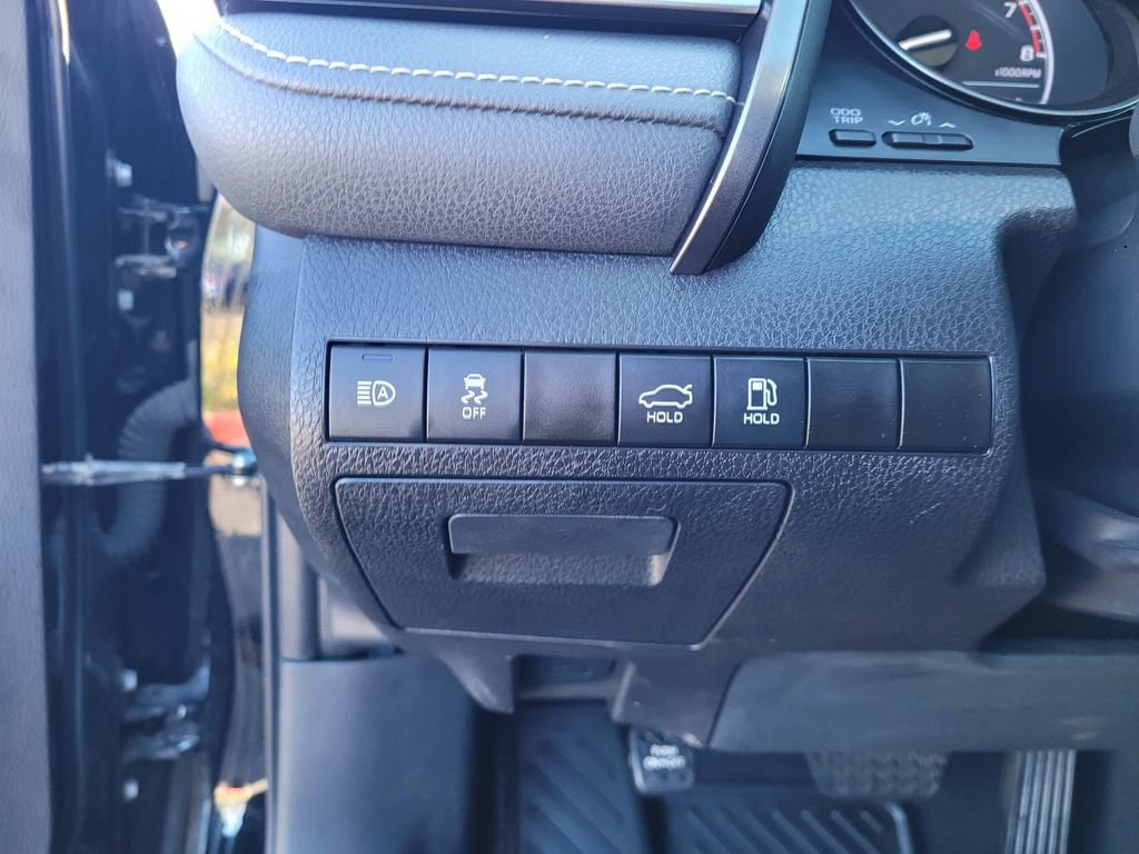 Used 2023 Toyota Camry SE w/ Convenience Package FWD image 25