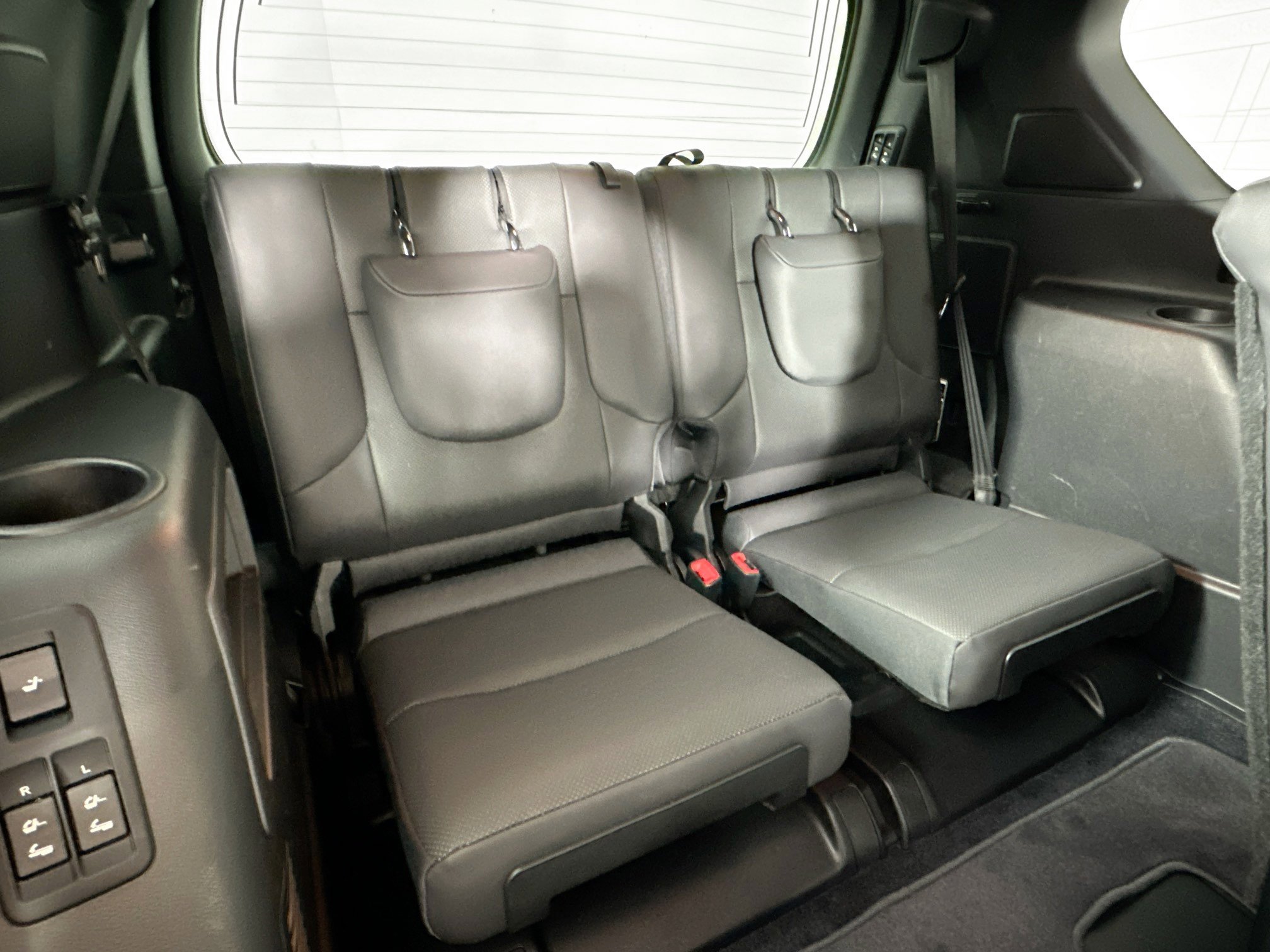 Used 2022 Lexus GX 460 Premium w/ Accessory Package AWD/4WD image 28