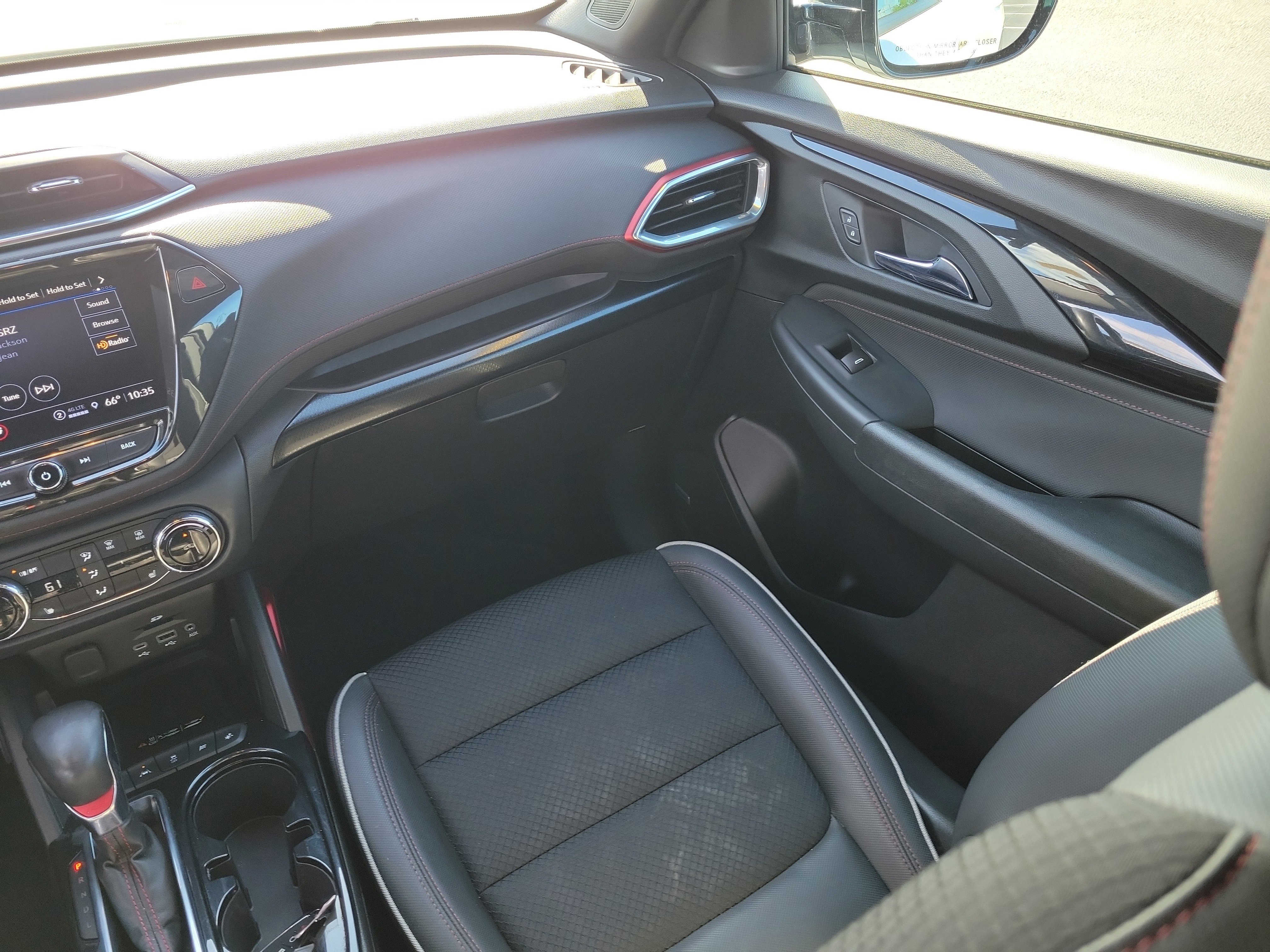 Used 2021 Chevrolet TrailBlazer RS w/ Technology Package image 17