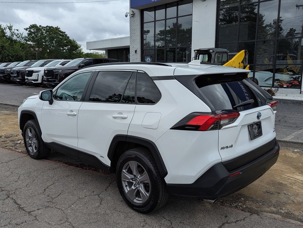Used 2023 Toyota RAV4 XLE AWD/4WD image 10