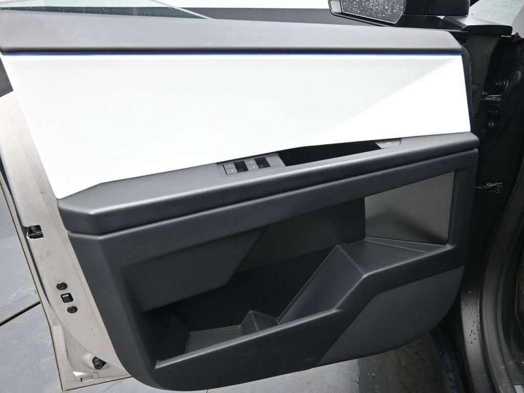 Used 2024 Tesla Cybertruck Cyberbeast AWD/4WD image 20