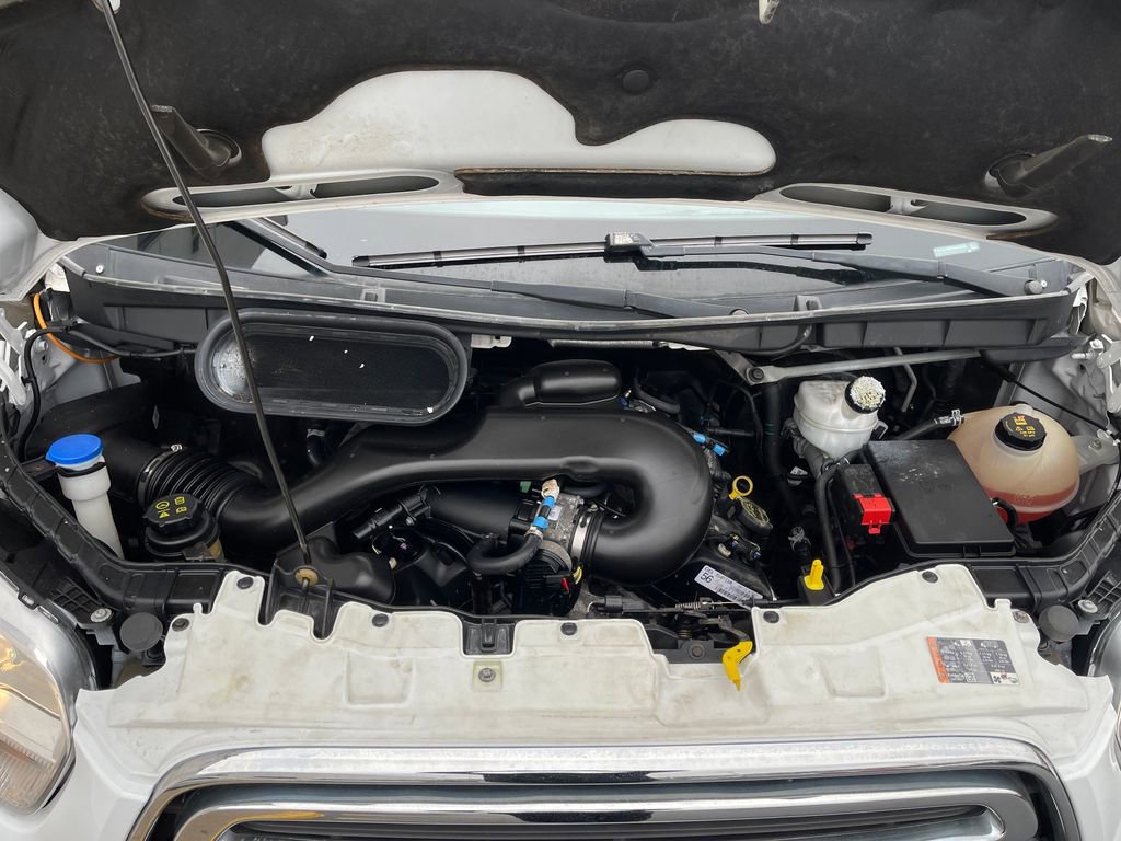 Used 2018 Ford Transit 350 XLT image 25