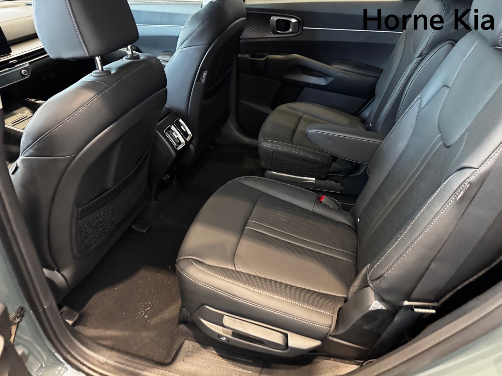 New 2025 Kia Sorento EX image 11