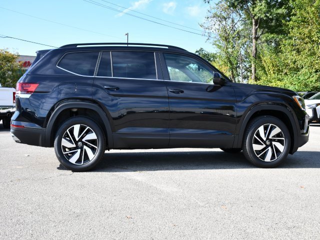 New 2026 Volkswagen Atlas SE image 8