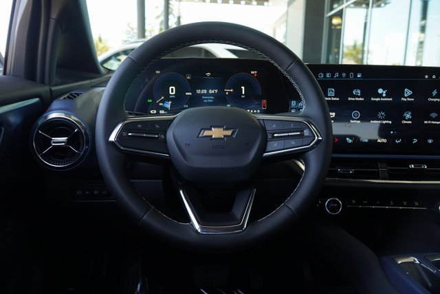 New 2025 Chevrolet Equinox EV LT image 14