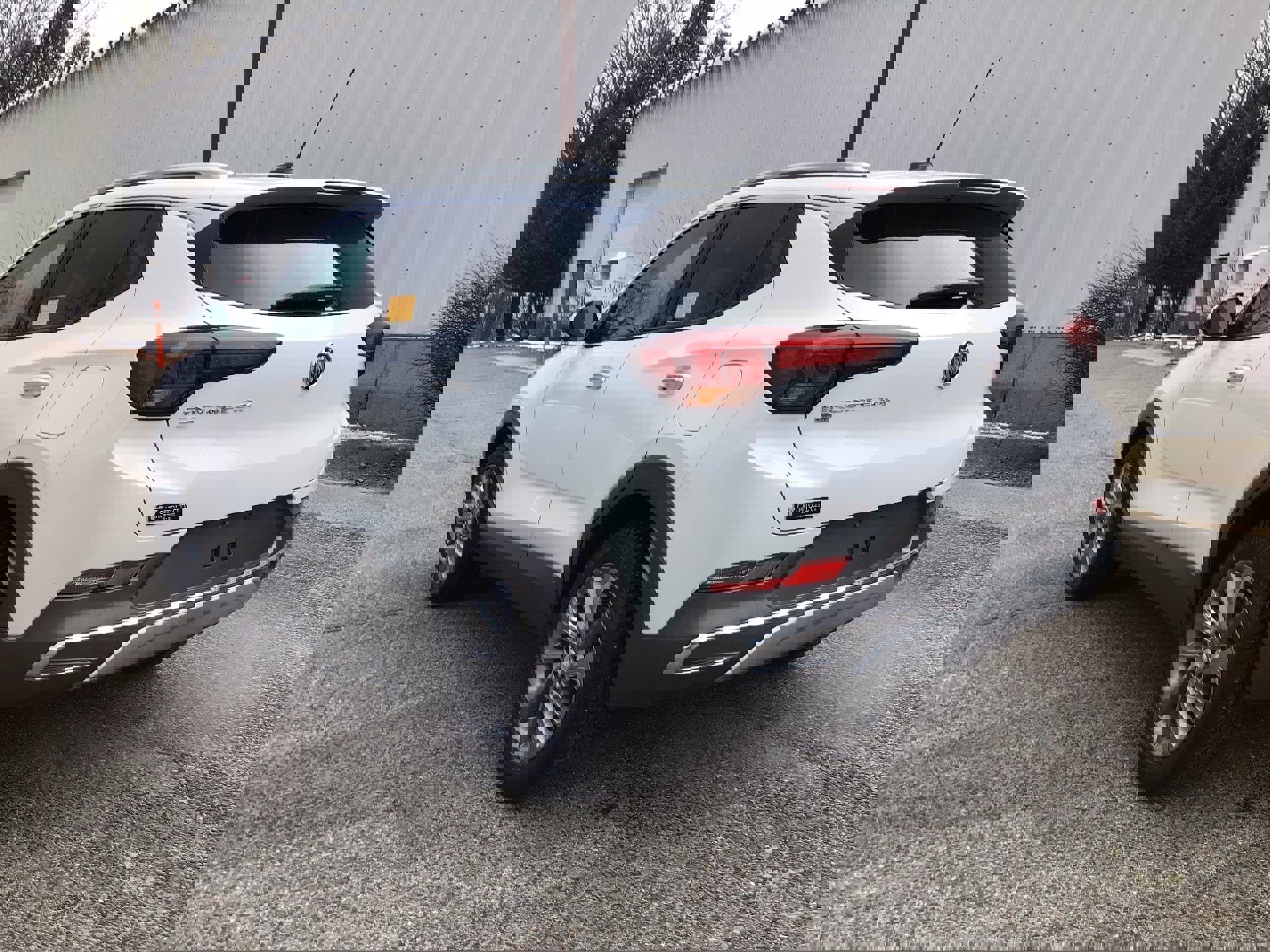 Used 2023 Buick Encore GX Essence w/ Experience Buick Package image 5