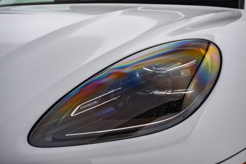 New 2026 Porsche Macan S AWD/4WD image 7