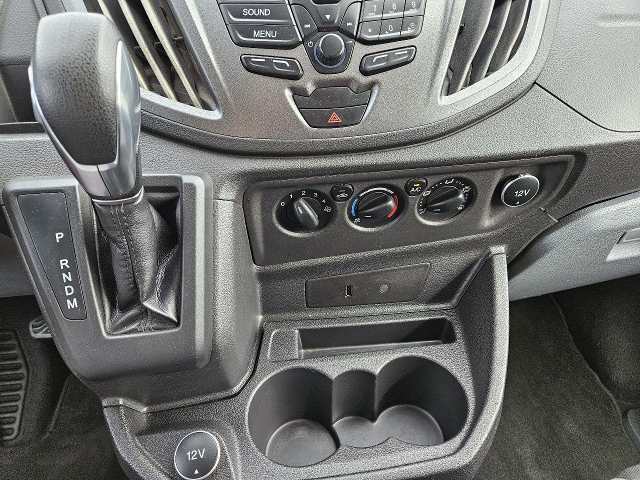 Used 2018 Ford Transit 350 XL image 32