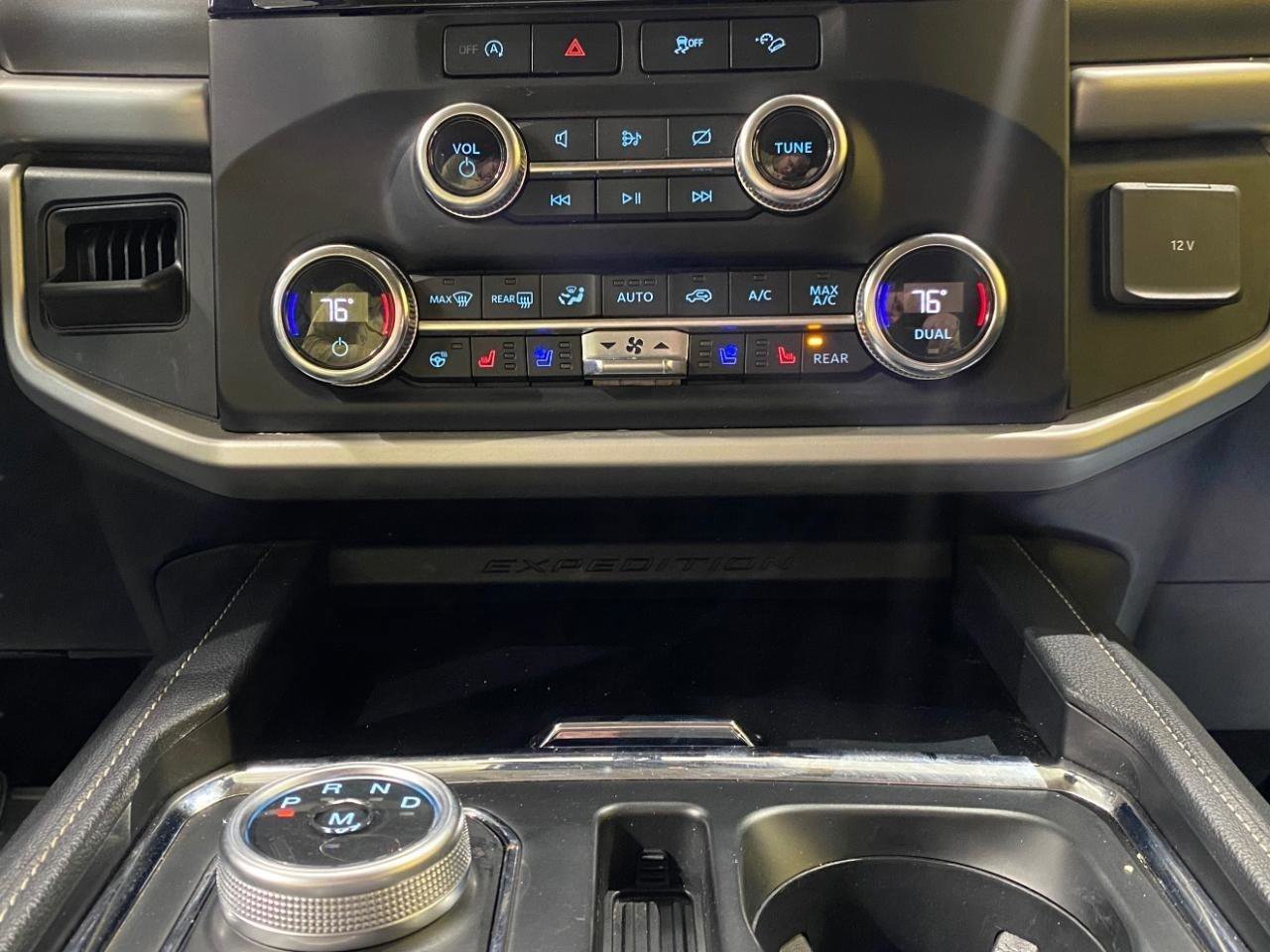 Used 2023 Ford Expedition Max XLT image 24