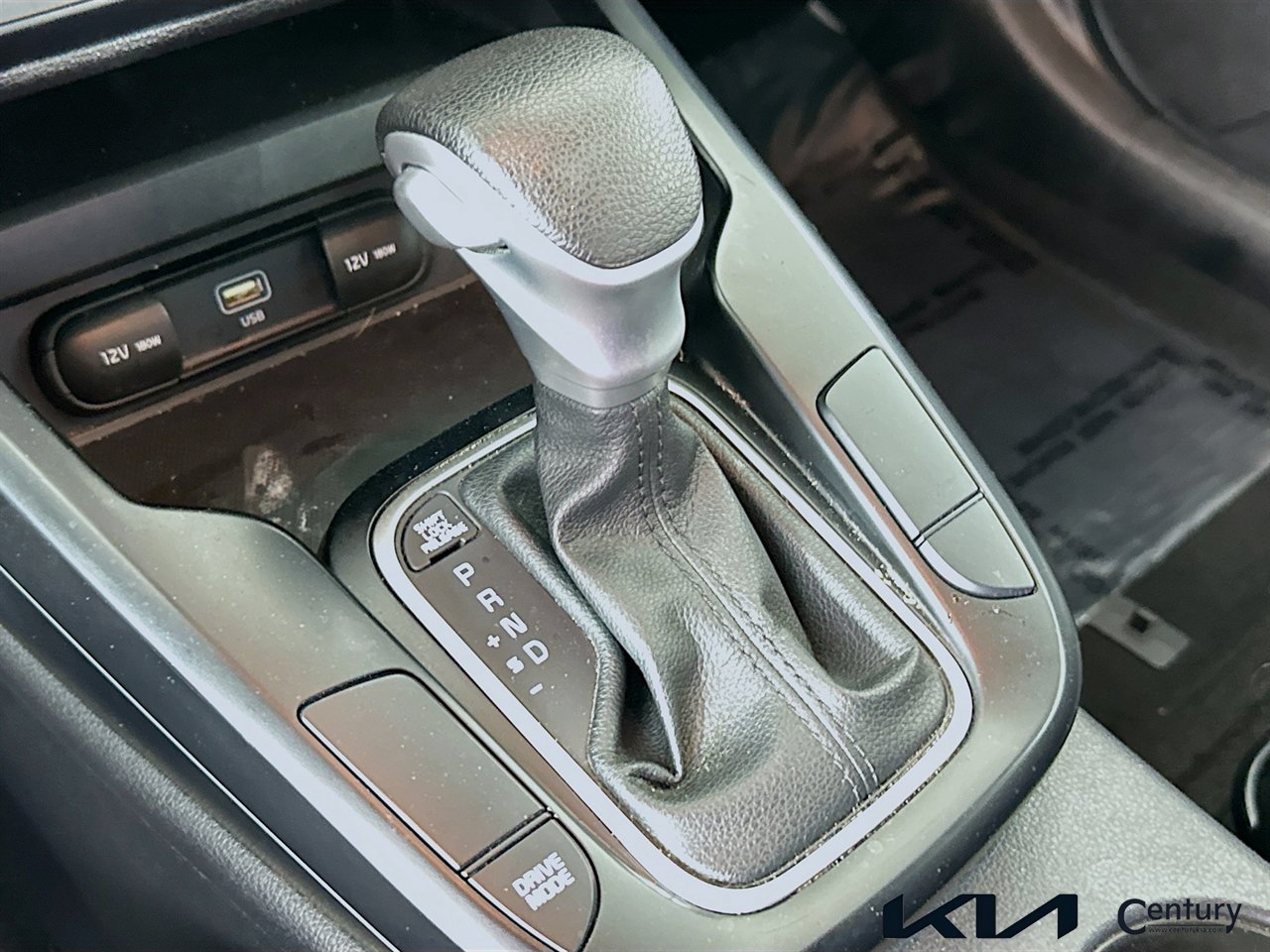 Certified 2023 Kia Soul LX FWD image 16