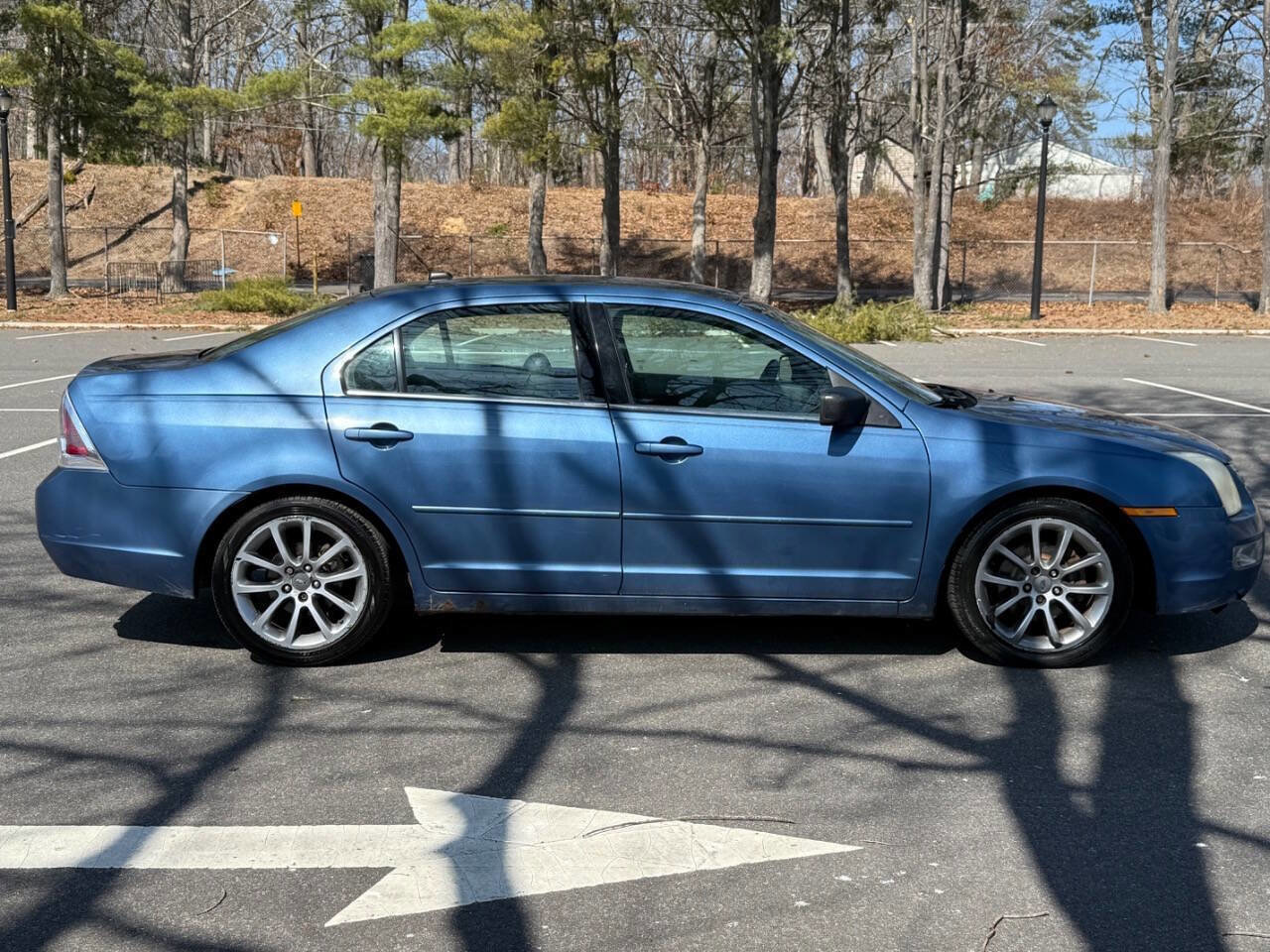 Used 2009 Ford Fusion SEL image 4
