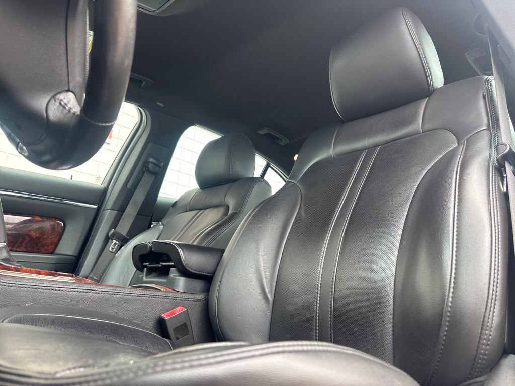 Used 2014 Lincoln MKS w/ Equipment Group 101A image 8