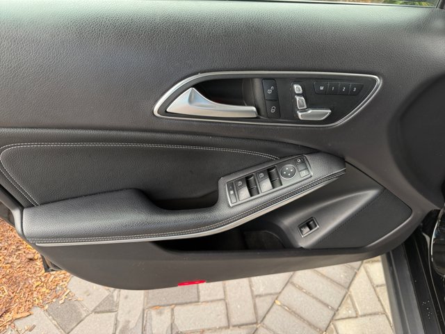 Certified 2020 Mercedes-Benz GLA 250 4MATIC image 18