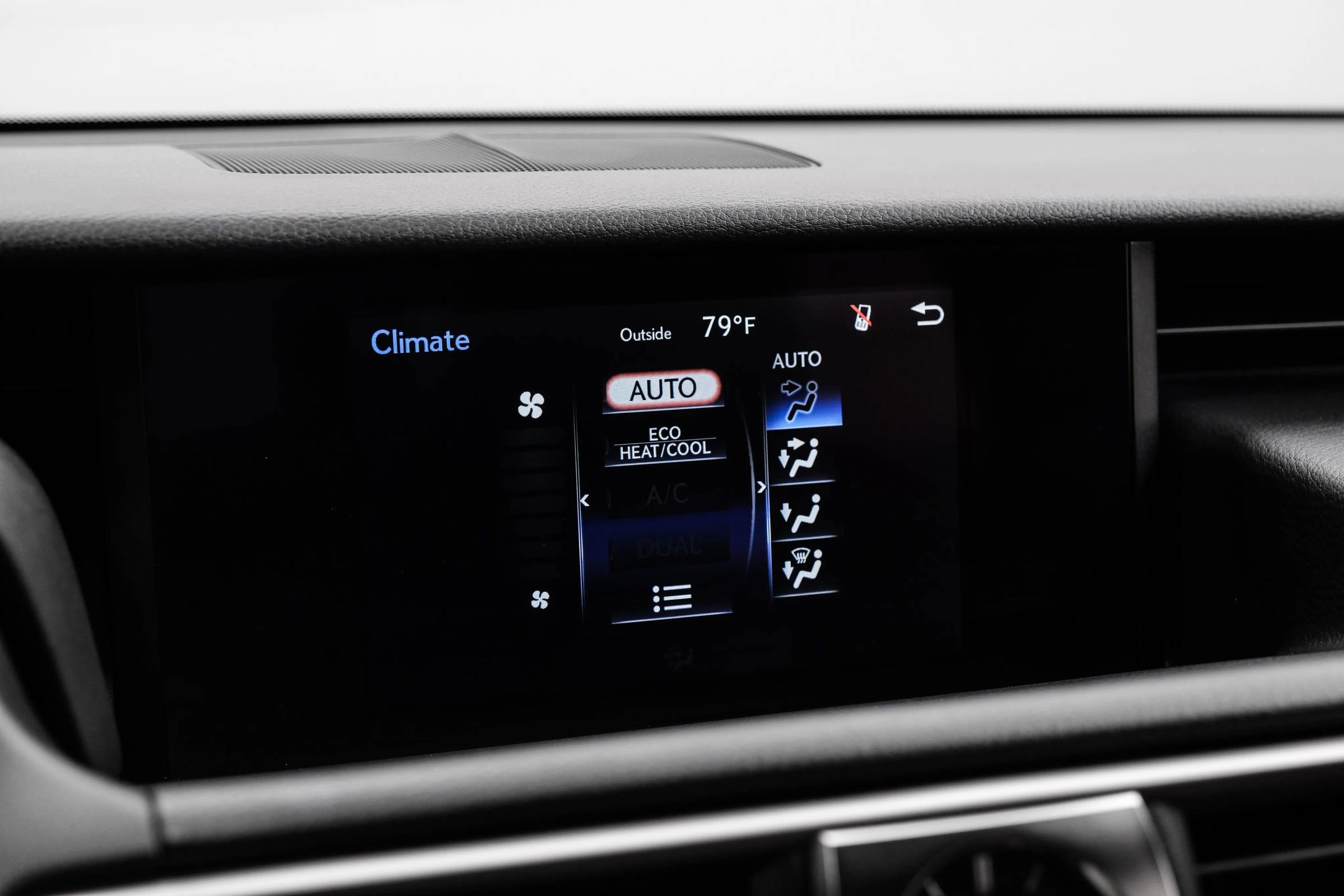 Used 2019 Lexus IS 300 RWD image 37