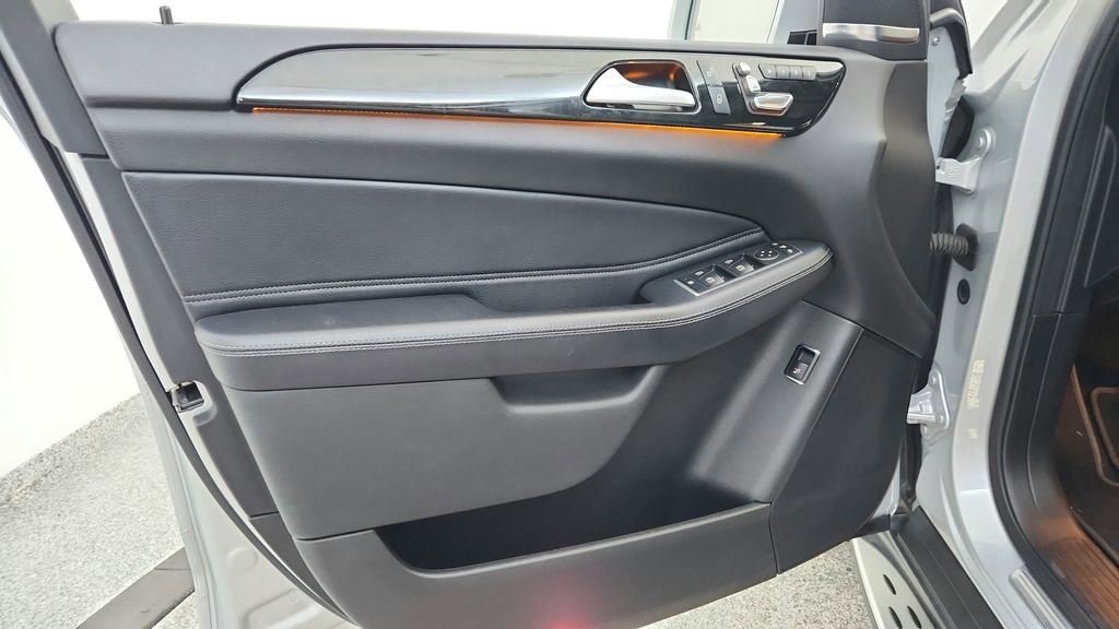 Used 2018 Mercedes-Benz GLE 350 4MATIC image 29