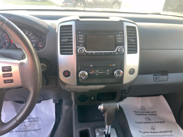 Used 2017 Nissan Frontier SV RWD image 19