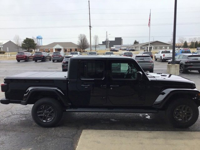 New 2025 Jeep Gladiator Sport image 6