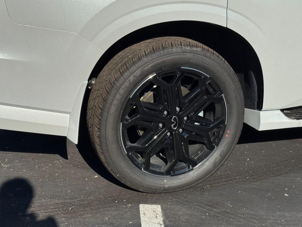 New 2026 INFINITI QX80 4WD w/ Sport Exterior Package image 4