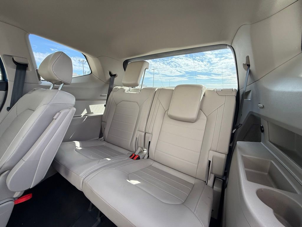 Certified 2025 Volkswagen Atlas SEL image 13