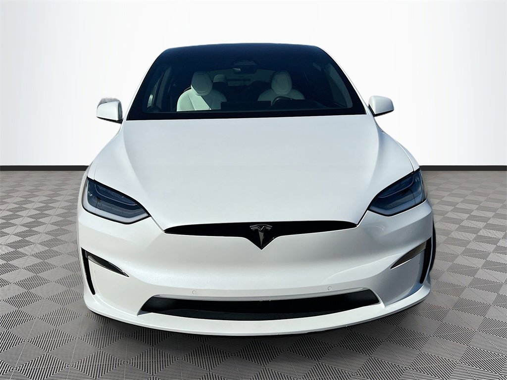 Used 2022 Tesla Model X image 2