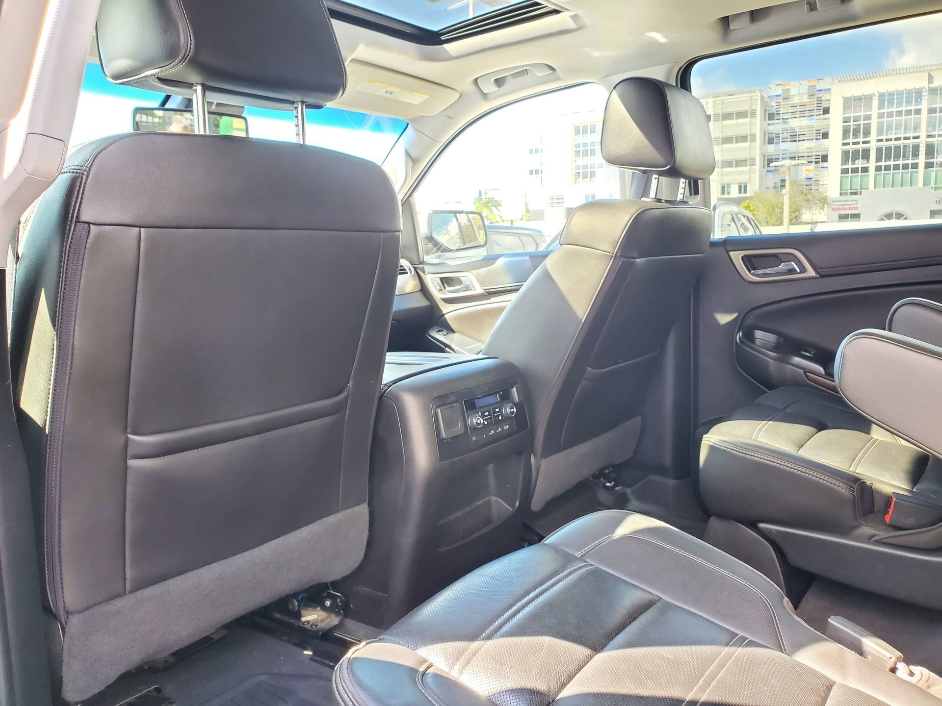 Used 2019 GMC Yukon Denali w/ Denali Ultimate Package image 12