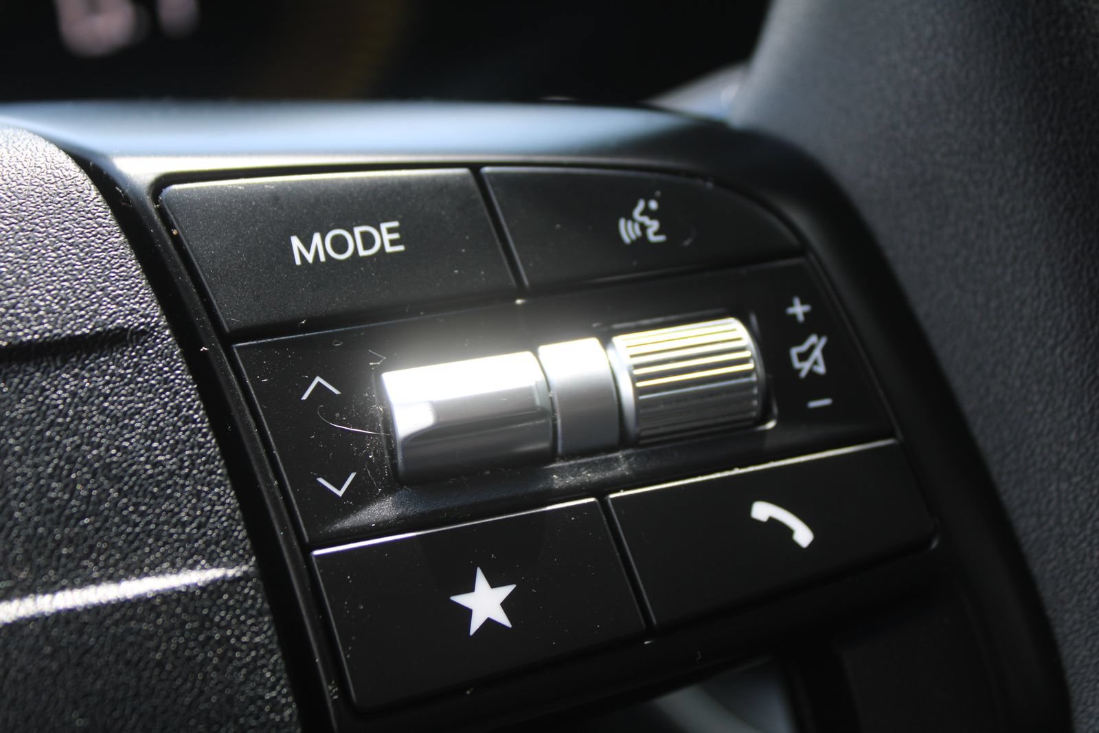 Certified 2025 Kia K4 FWD image 29