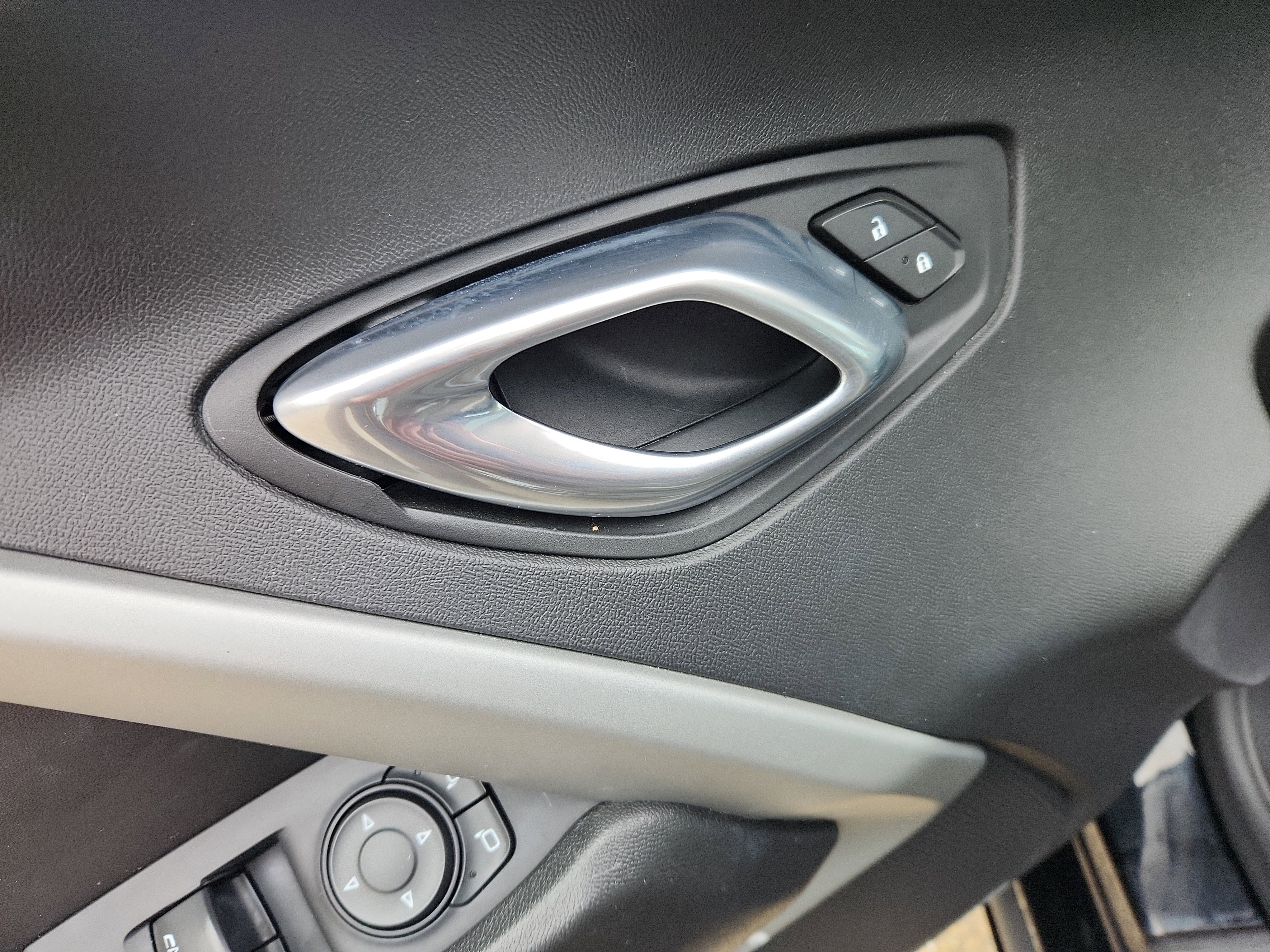 Used 2018 Chevrolet Camaro LT w/ RS Package image 24