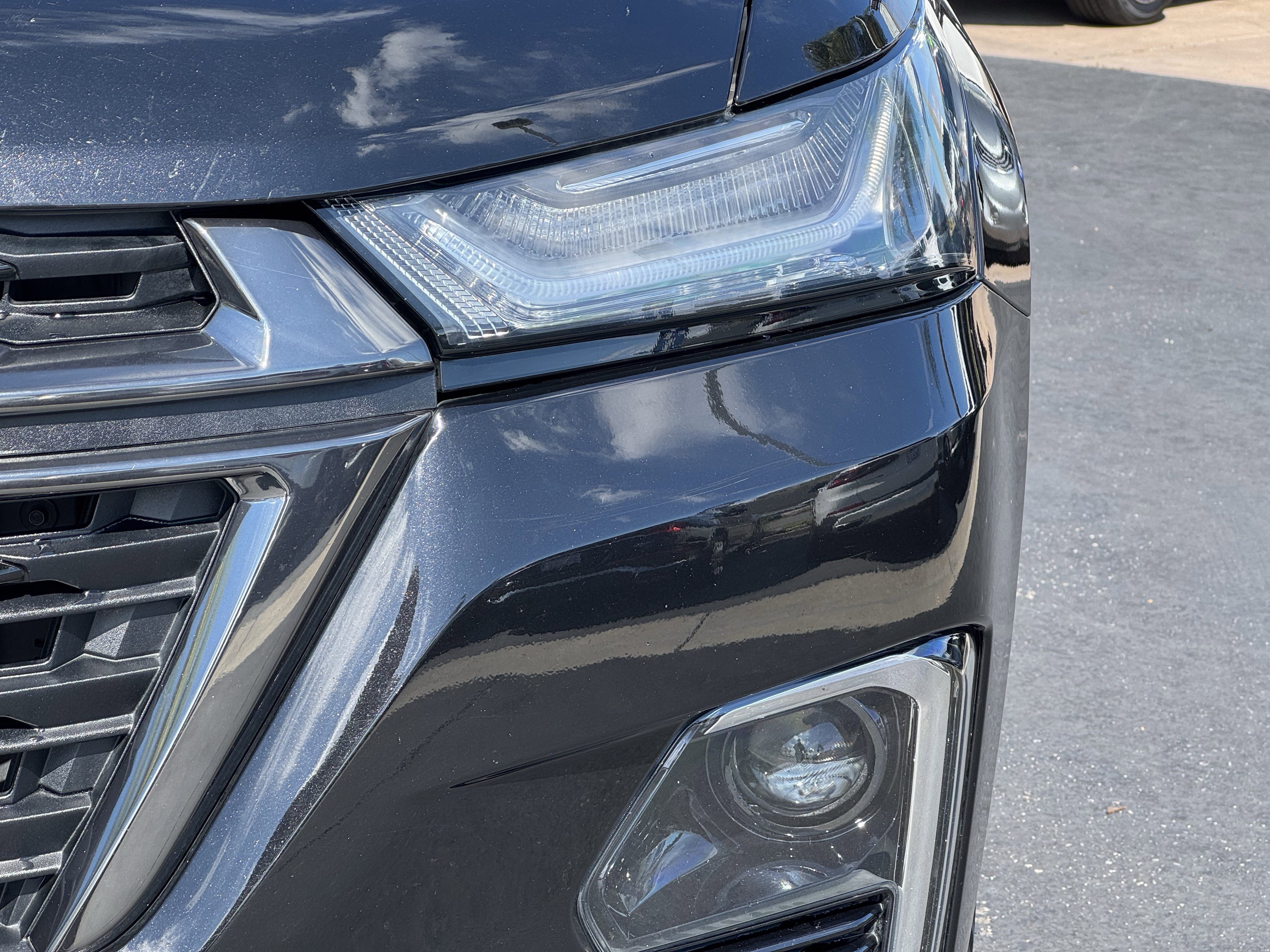 Used 2023 Chevrolet Traverse LT image 6