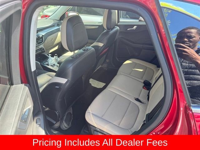Used 2022 Ford Escape Titanium w/ Class II Trailer Tow Package AWD/4WD image 5