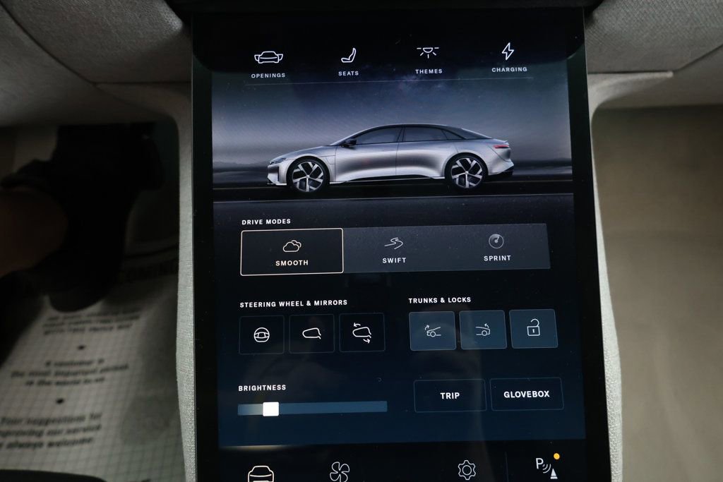Used 2023 Lucid Air Touring image 16