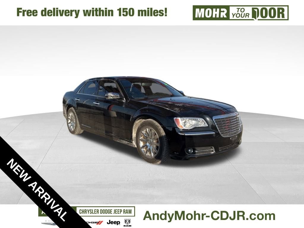 Used 2013 Chrysler 300 C image 1