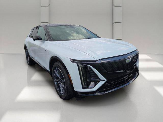 New 2026 Cadillac Lyriq Sport RWD image 3