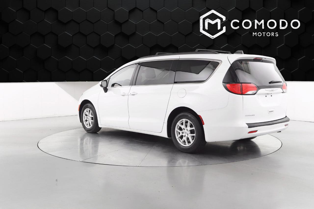Used 2021 Chrysler Voyager Lxi FWD image 5