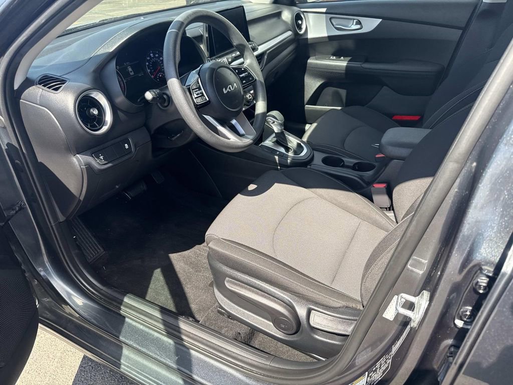 Used 2023 Kia Forte LXS image 16