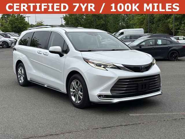 Used 2022 Toyota Sienna Platinum